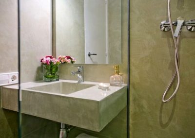 BAÑO de microcemento Mikrocem